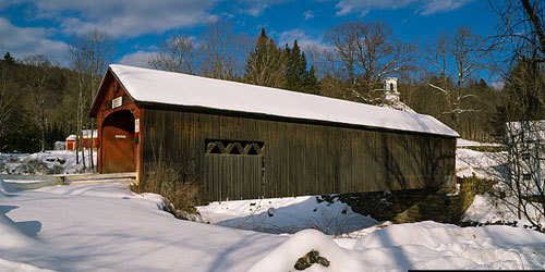 Green-River-Covered-Bridge.-Green-River,-Vermont-credit-New-England-Photography